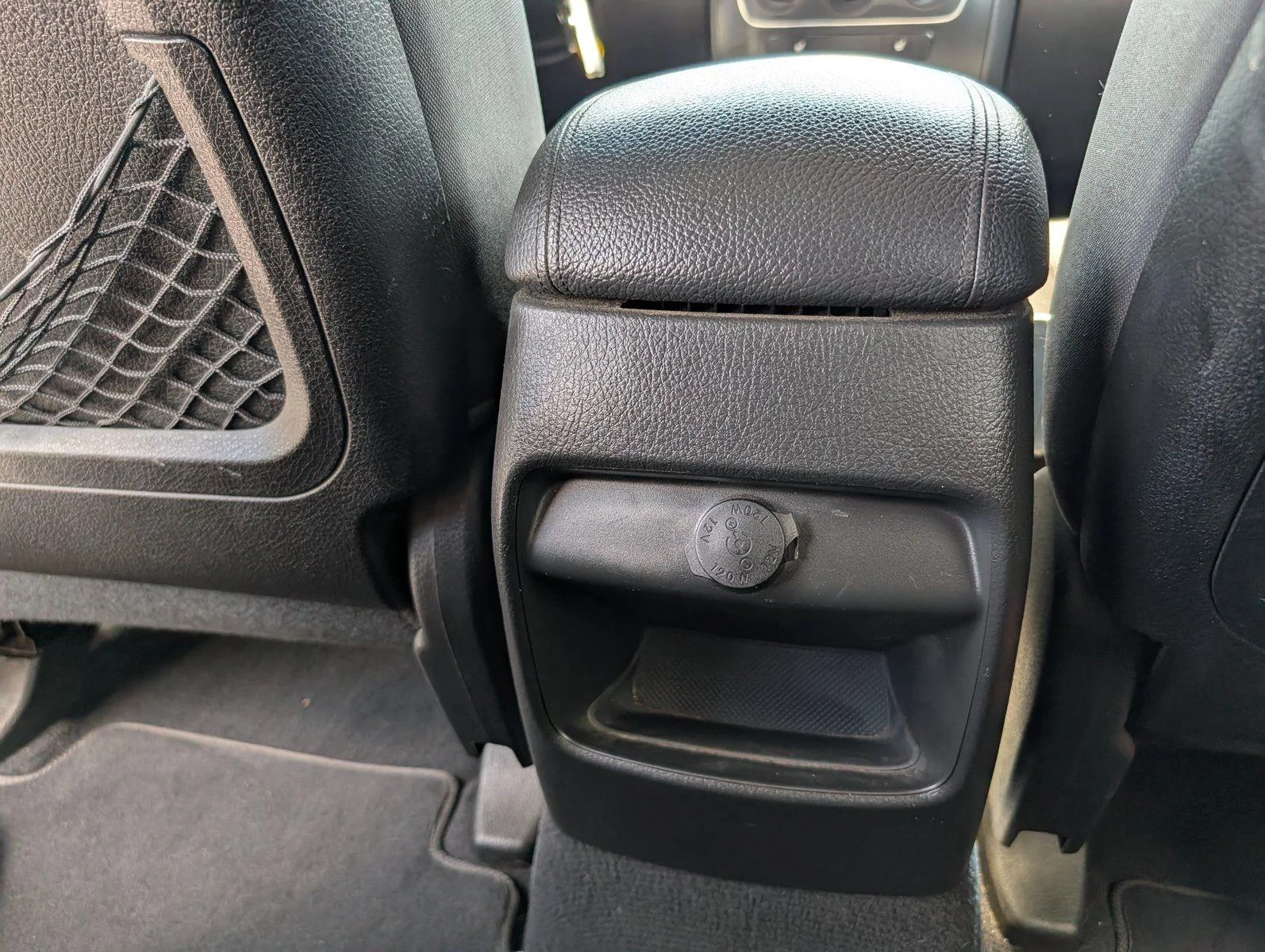 Used 2014 Bright Silver Kia LX image 25
