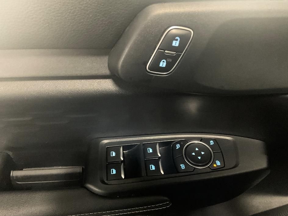Used 2024 Gray Ford XLT image 27