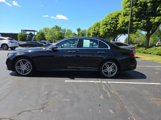 Used 2019 Black Mercedes-Benz E 300 image 4