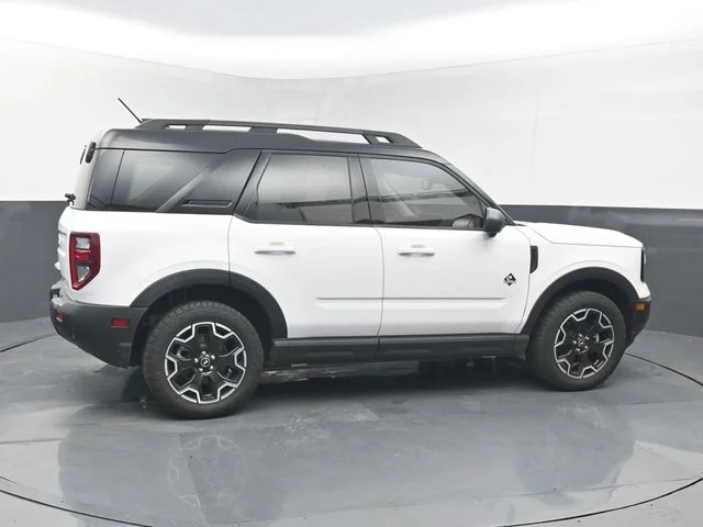Used 2025 White Ford Outer Banks image 7