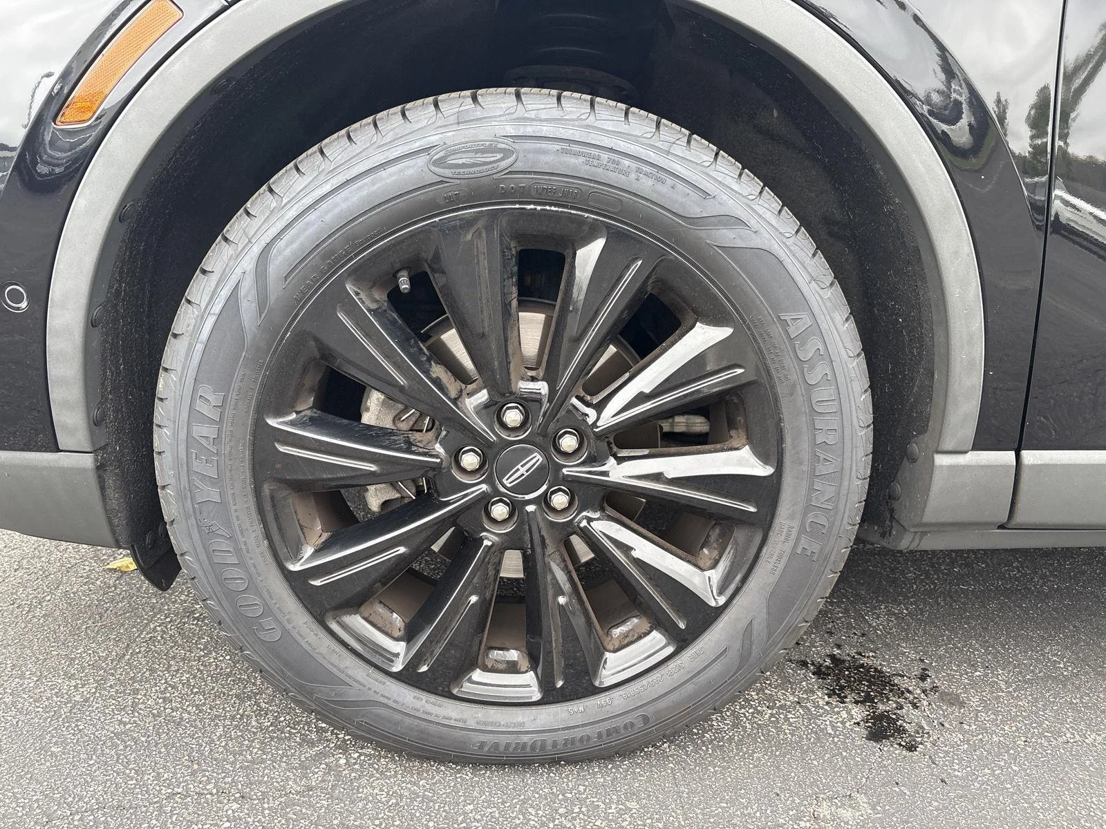 Used 2020 Infinite Black Lincoln Reserve image 4
