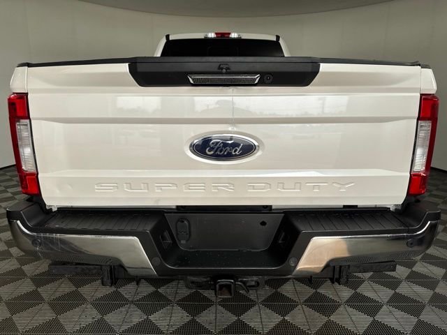Used 2017 Gray Ford Lariat image 21