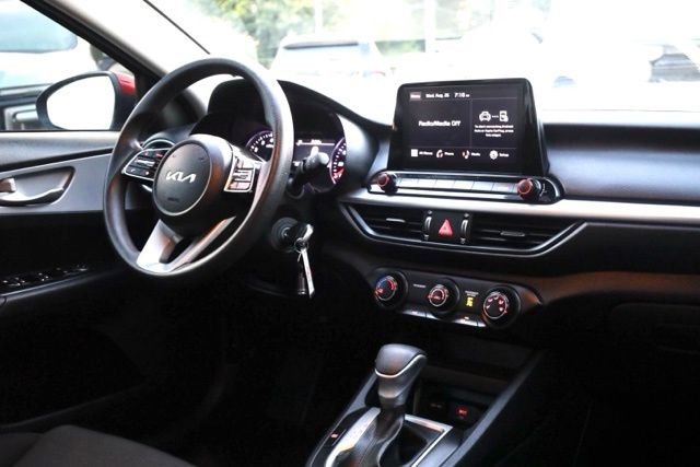 Used 2024 Fire Kia GT-Line image 32