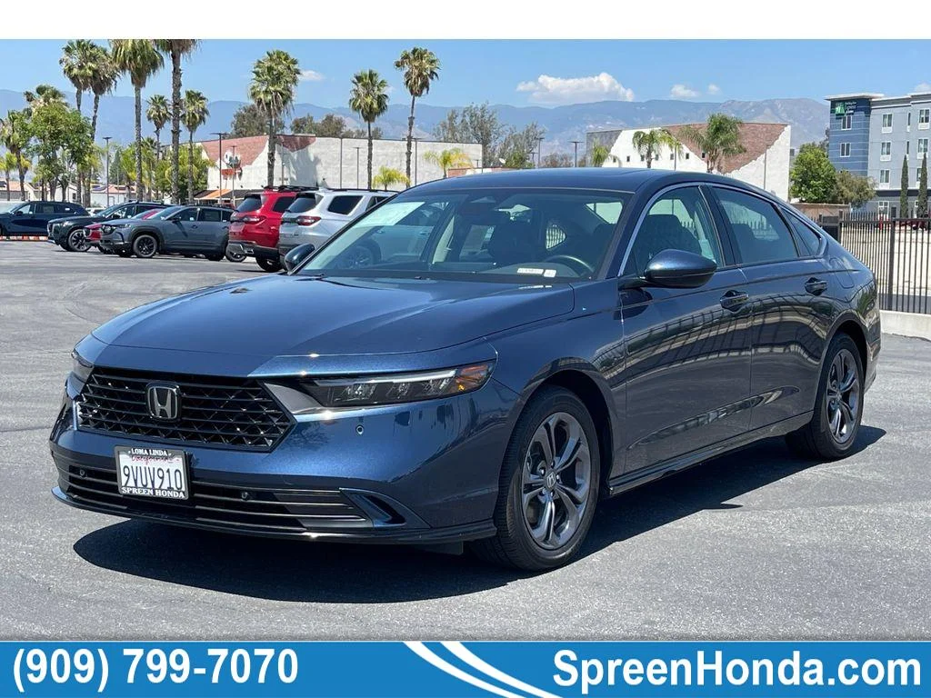 Used 2025 Canyon River Blue Metallic Honda EX-L image 1