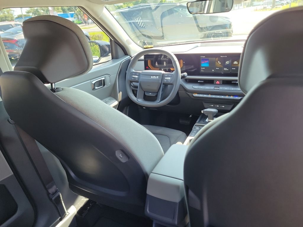 New 2027 White Kia S image 13