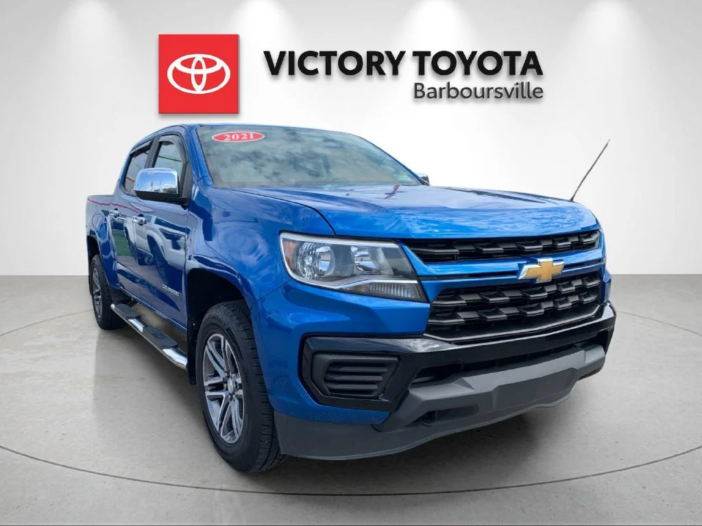Used 2021 Blue Chevrolet Work Truck image 5