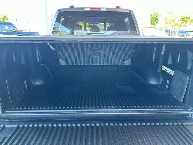 Used 2022 Gray Ford XLT image 26