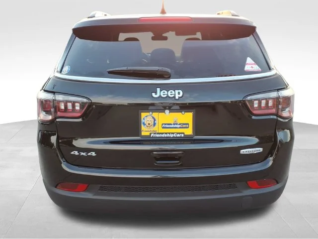 Used 2024 Black Jeep Latitude image 10