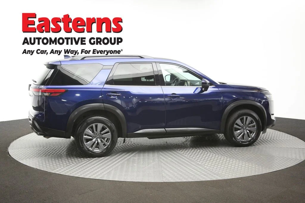 Used 2025 Blue Nissan SV image 43