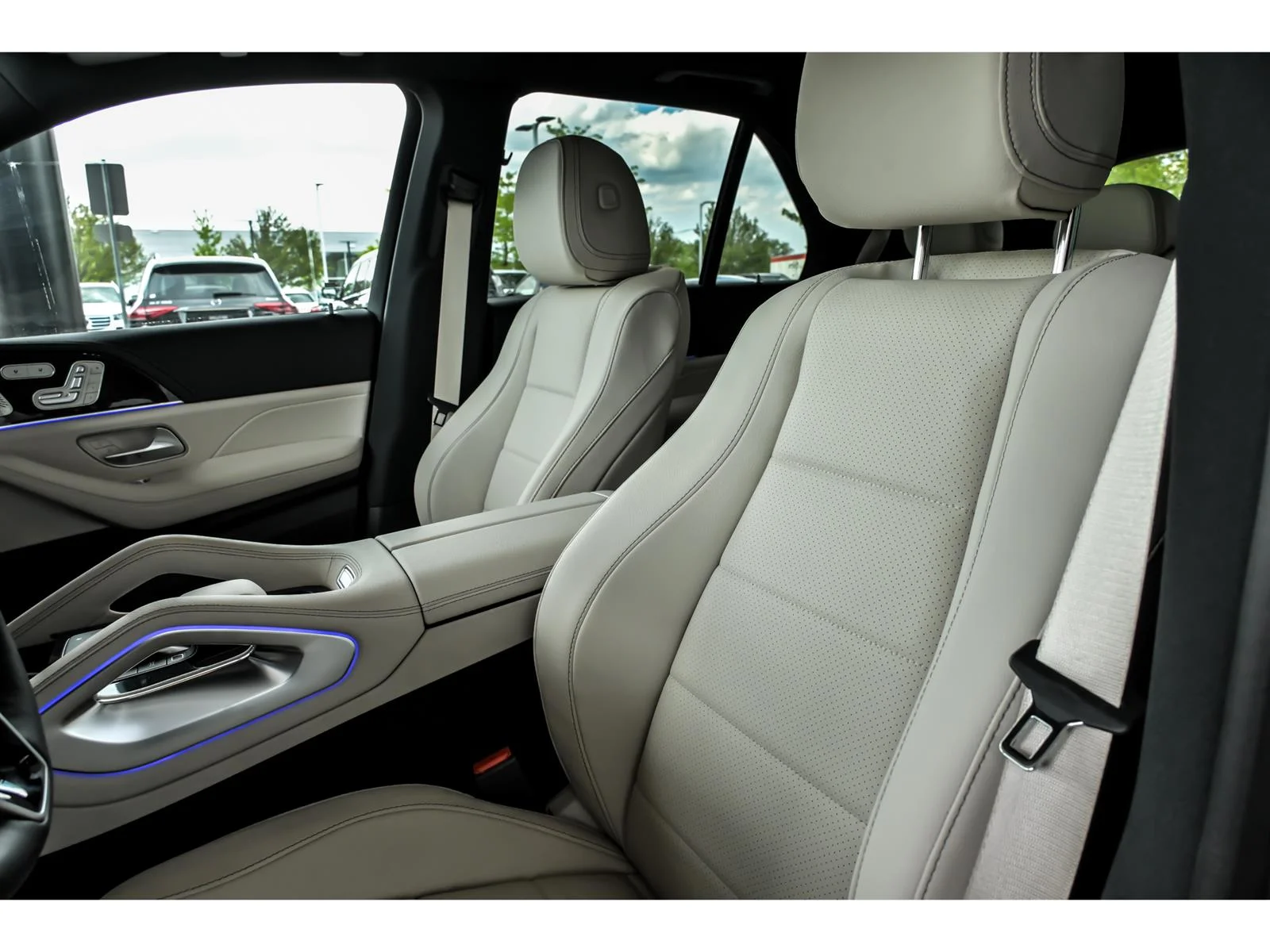 New 2026 Selenite Grey Metallic Mercedes-Benz GLE 450 4MATIC® image 7