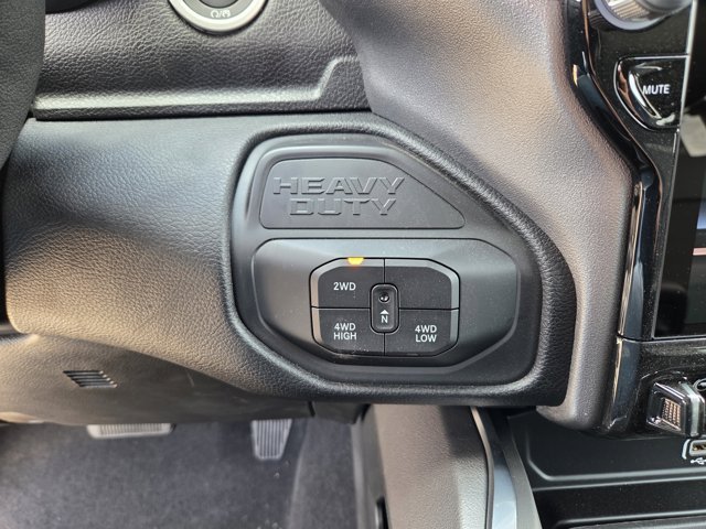 2025 RAM 2500 Laramie - Photo 18