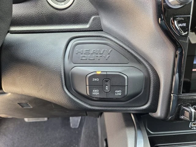 2025 RAM 2500 Laramie - Photo 18