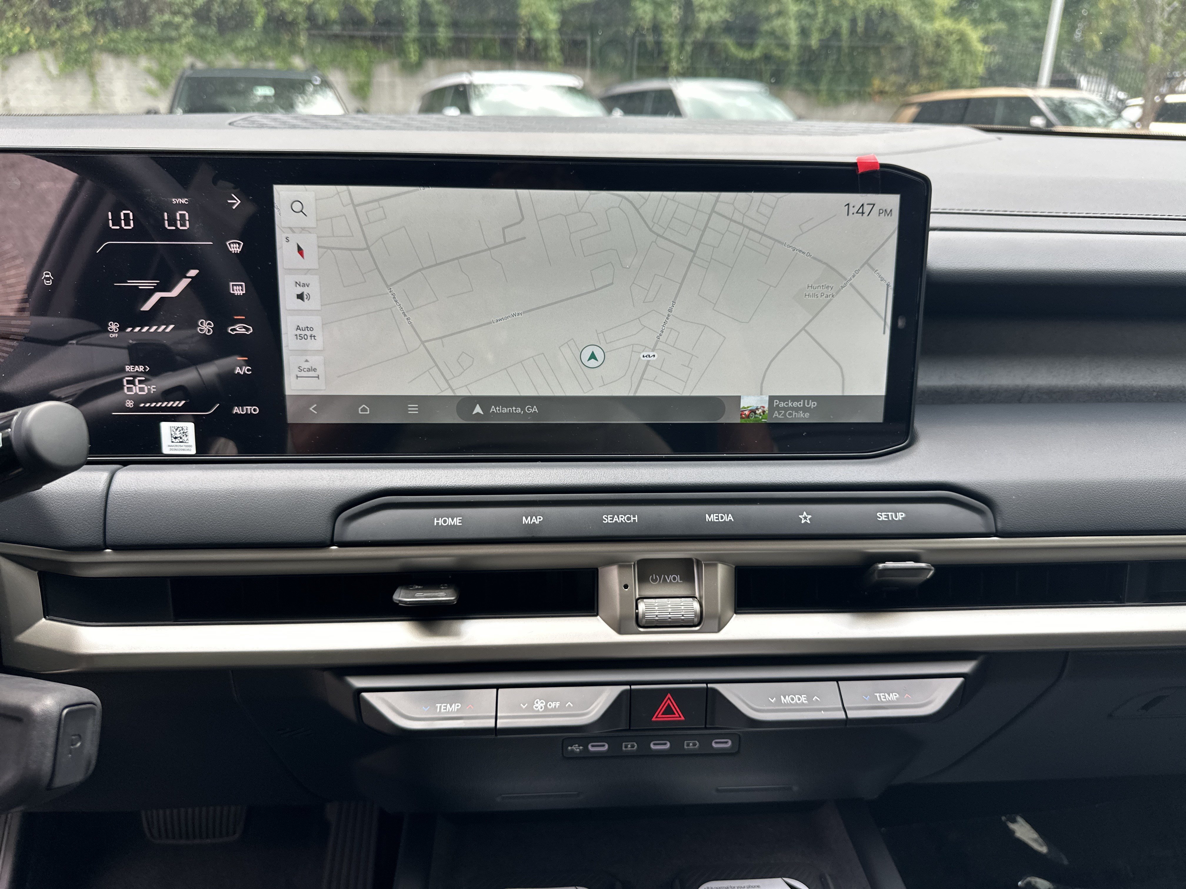 New 2027 Ivory Silver Kia S image 23