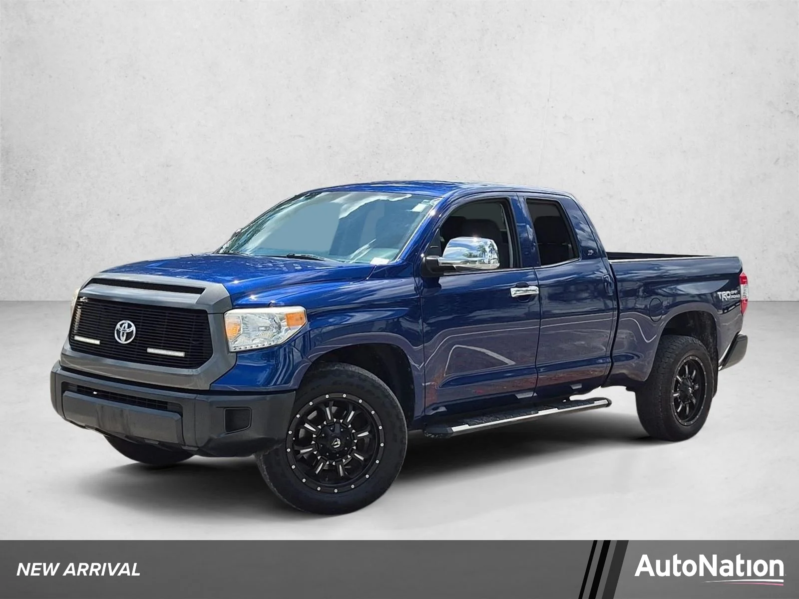 Used 2015 Blue Ribbon Metallic Toyota SR image 1