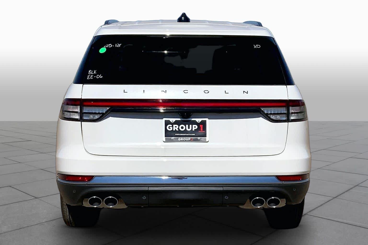 New 2026 Pristine White Metallic Tri-Coat Lincoln Premiere® image 4
