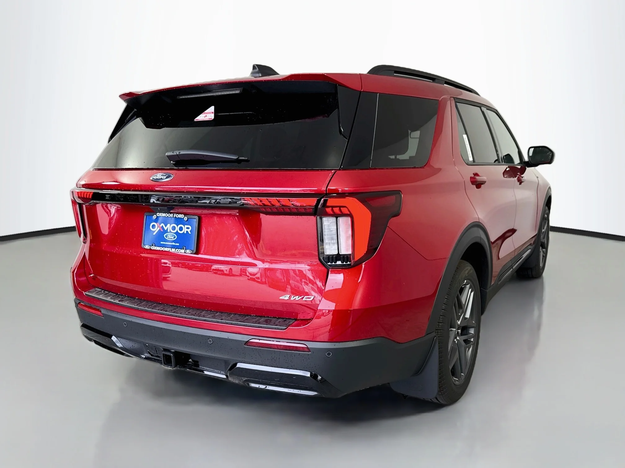 New 2026 Rapid Red Metallic Tinted Clearcoat Ford ST-Line image 7