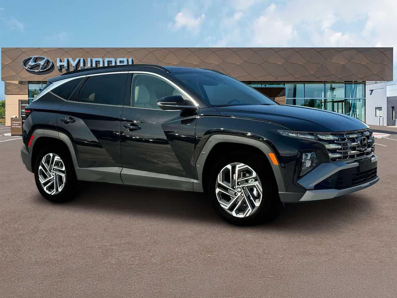 2025 Hyundai Tucson Limited - Photo 10