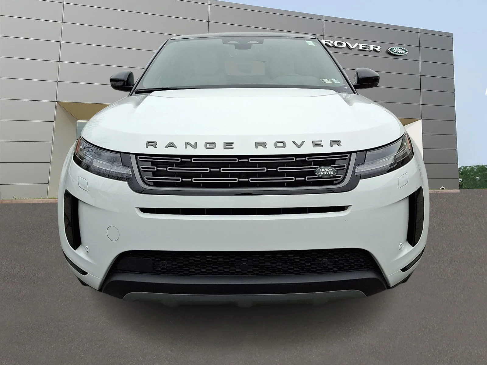 Certified Used 2026 Fuji White - 1AA Land Rover Core S image 8