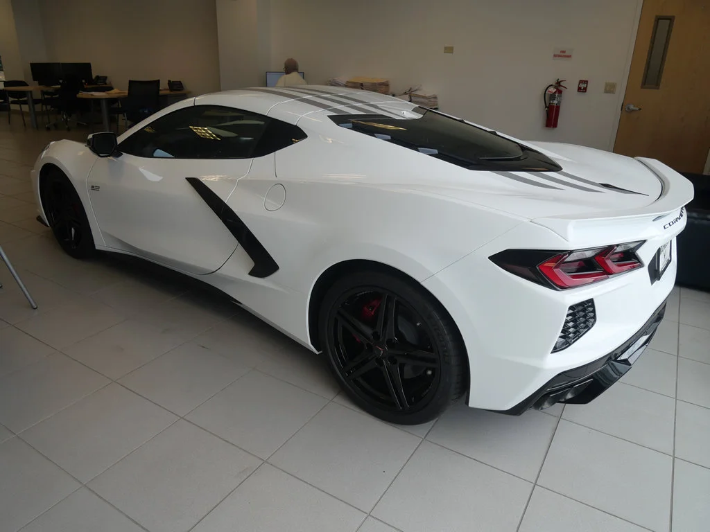 New 2026 Arctic White Chevrolet 3LT image 4