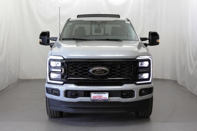 New 2026 Avalanche Ford F-350® Lariat® image 3