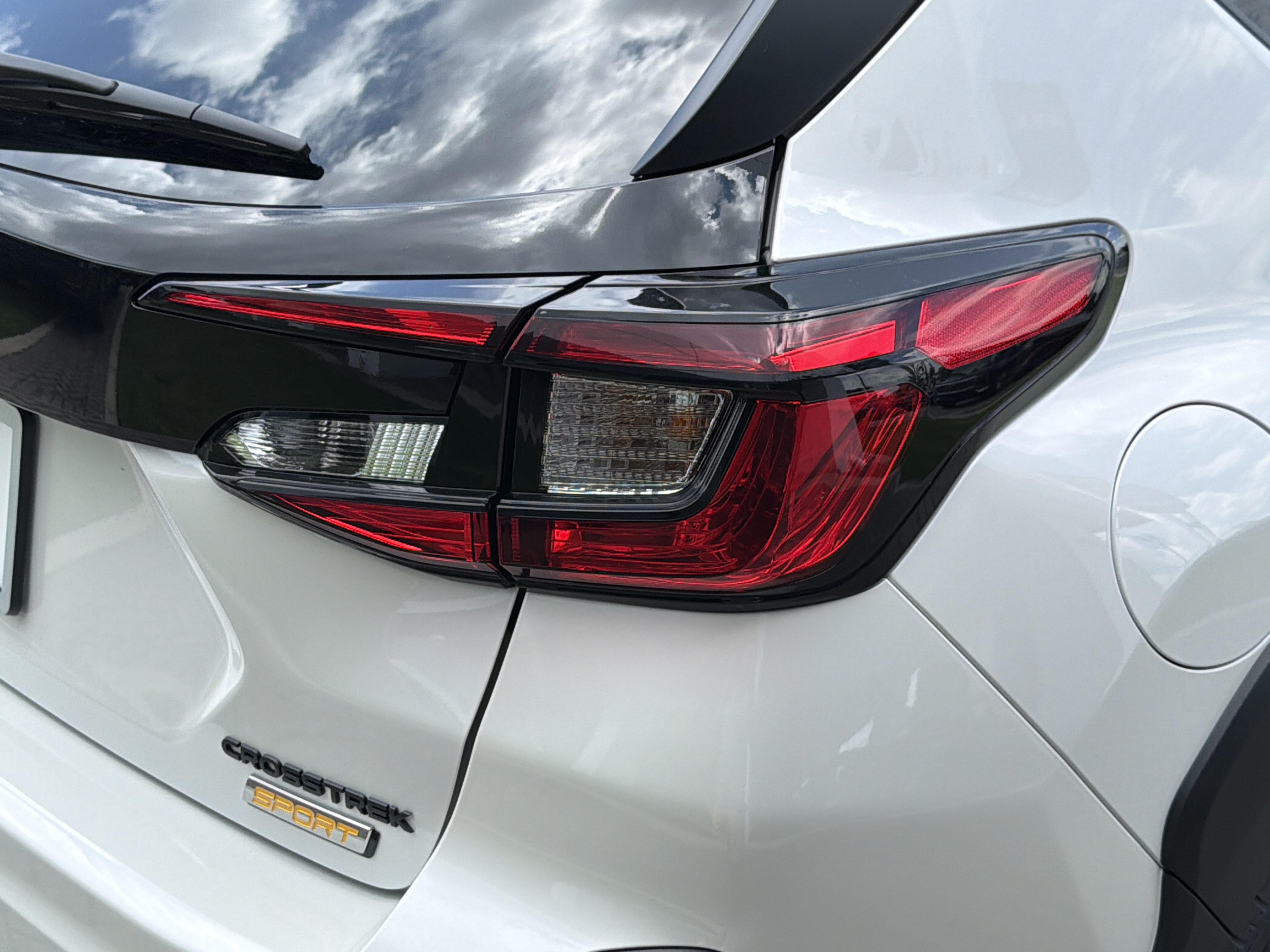 New 2026 CRYSTAL WHITE PEARL Subaru Sport image 9