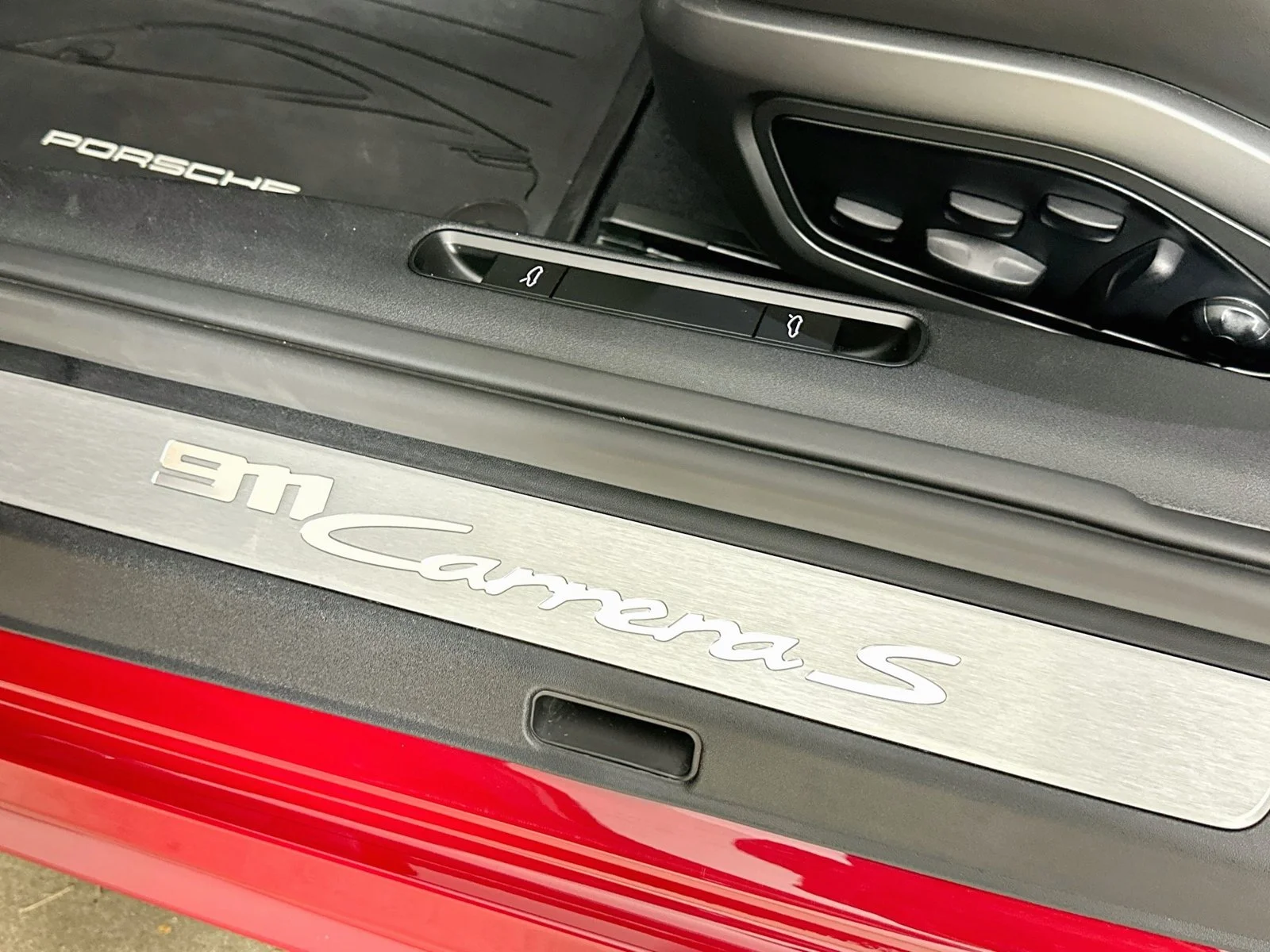 Used 2025 Red Porsche  image 45