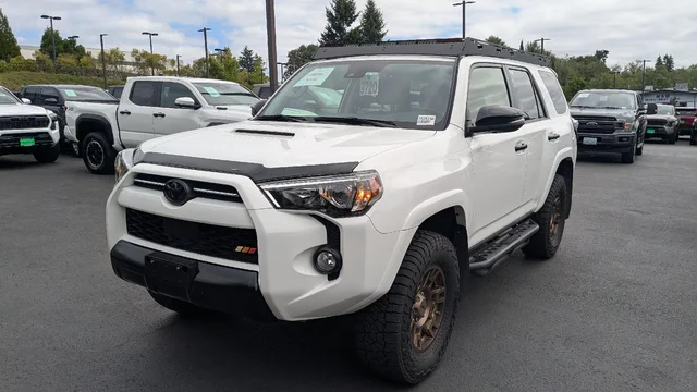 2020 Toyota 4Runner Venture