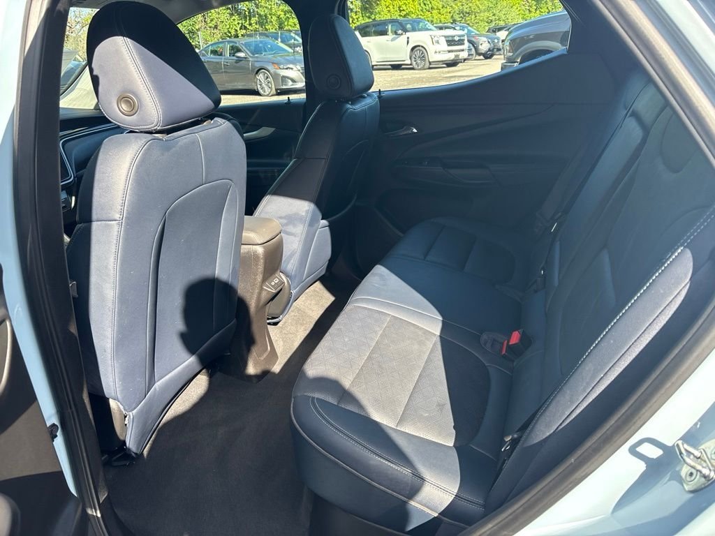 Used 2023 Blue Chevrolet Premier image 16