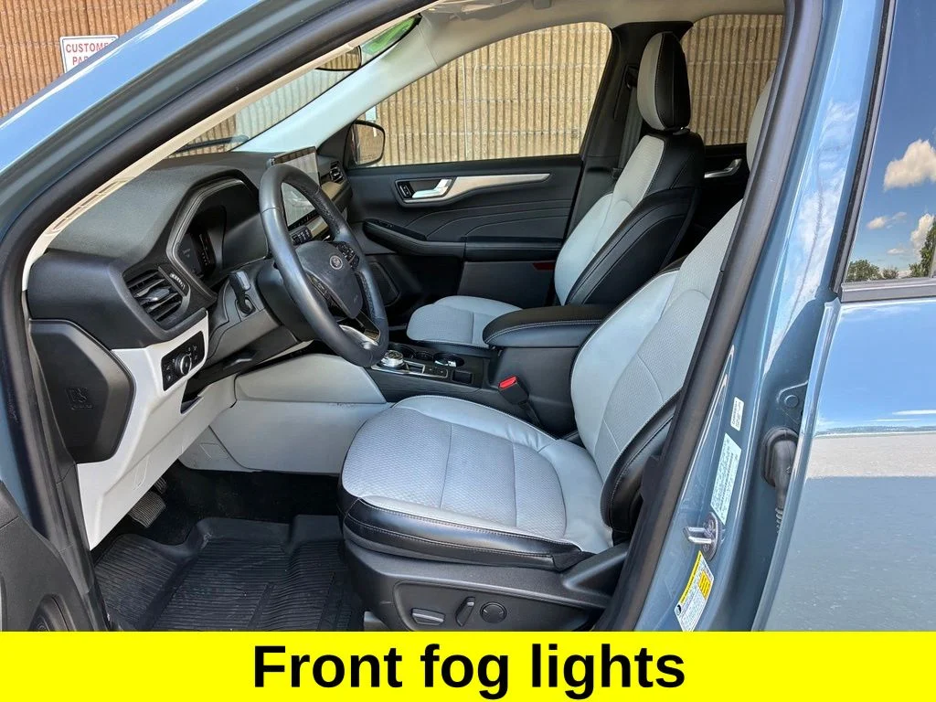 Used 2024 Blue Ford Base image 16