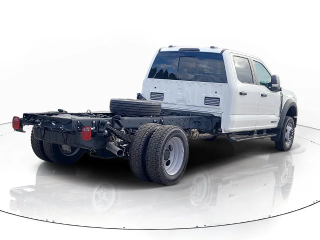New 2026 Oxford White Ford XL image 5