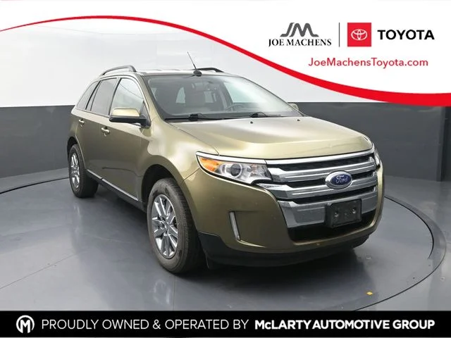 Used 2013  Ford SEL image 1