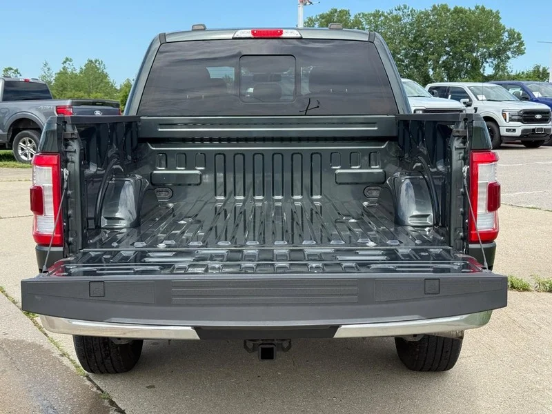 Used 2021 Guard Metallic Ford LARIAT 4WD SuperCrew 5.5