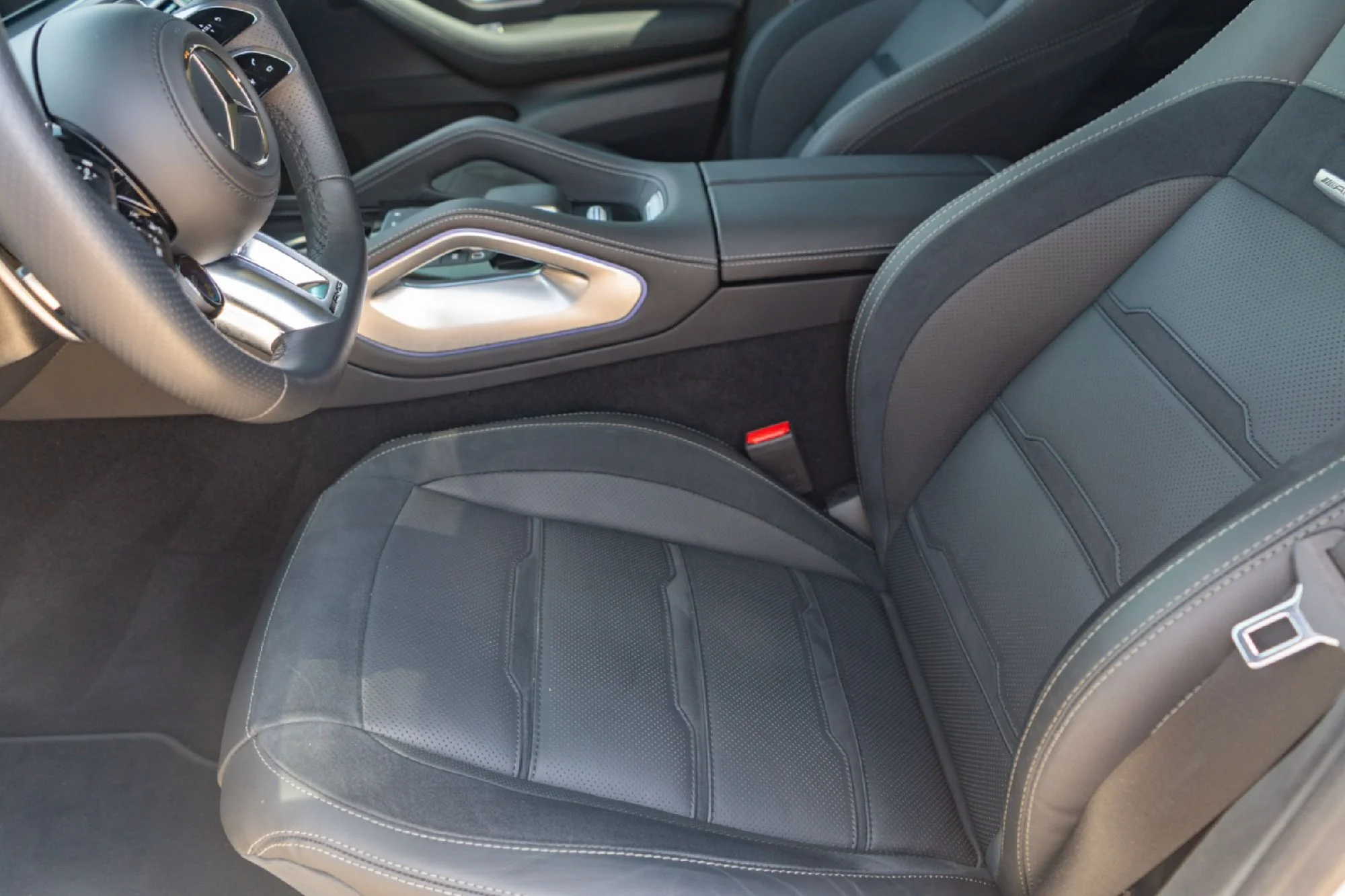 Used 2025 White Mercedes-Benz GLE 63 S AMG® image 9