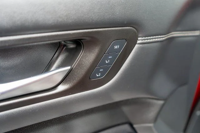 Used 2023 Red Nissan Platinum image 24