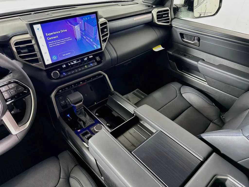 New 2026 Wind Chill Pearl Toyota Platinum image 23