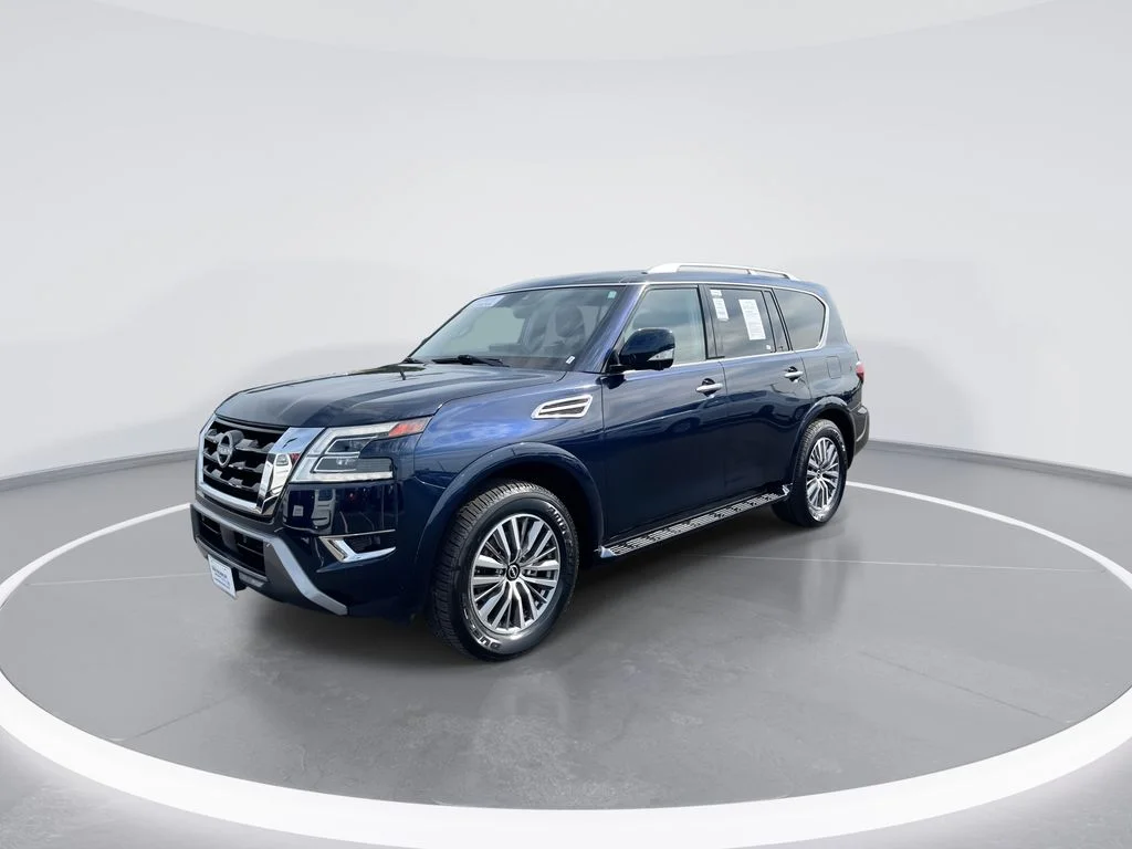 Used 2024 Blue Nissan SL image 4