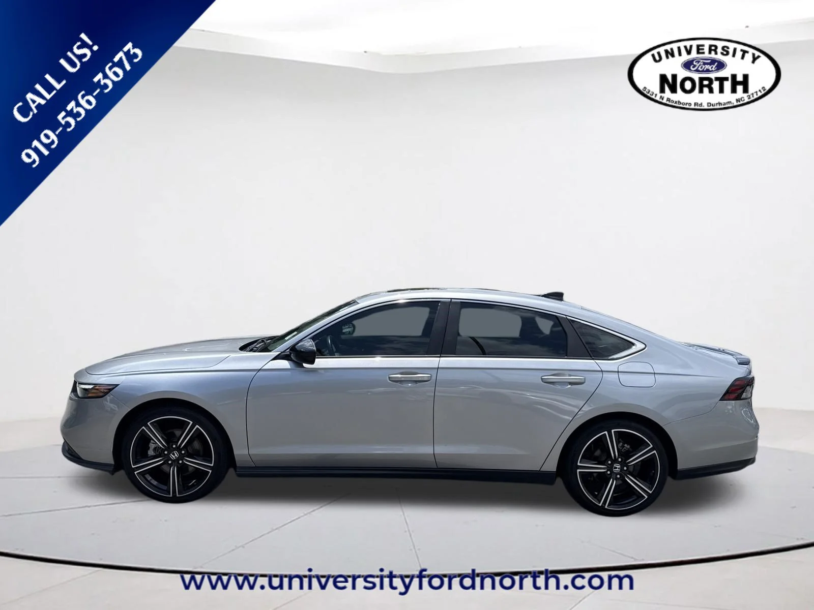 Certified Used 2023 Lunar Silver Metallic Honda Sport image 4