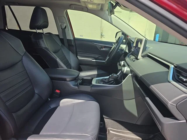Used 2023 Red Toyota XLE Premium image 11