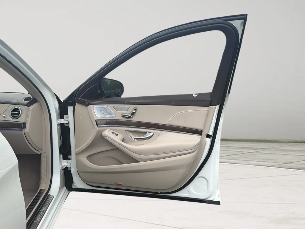 Used 2019 designo Diamond White Mercedes-Benz S 450V image 20
