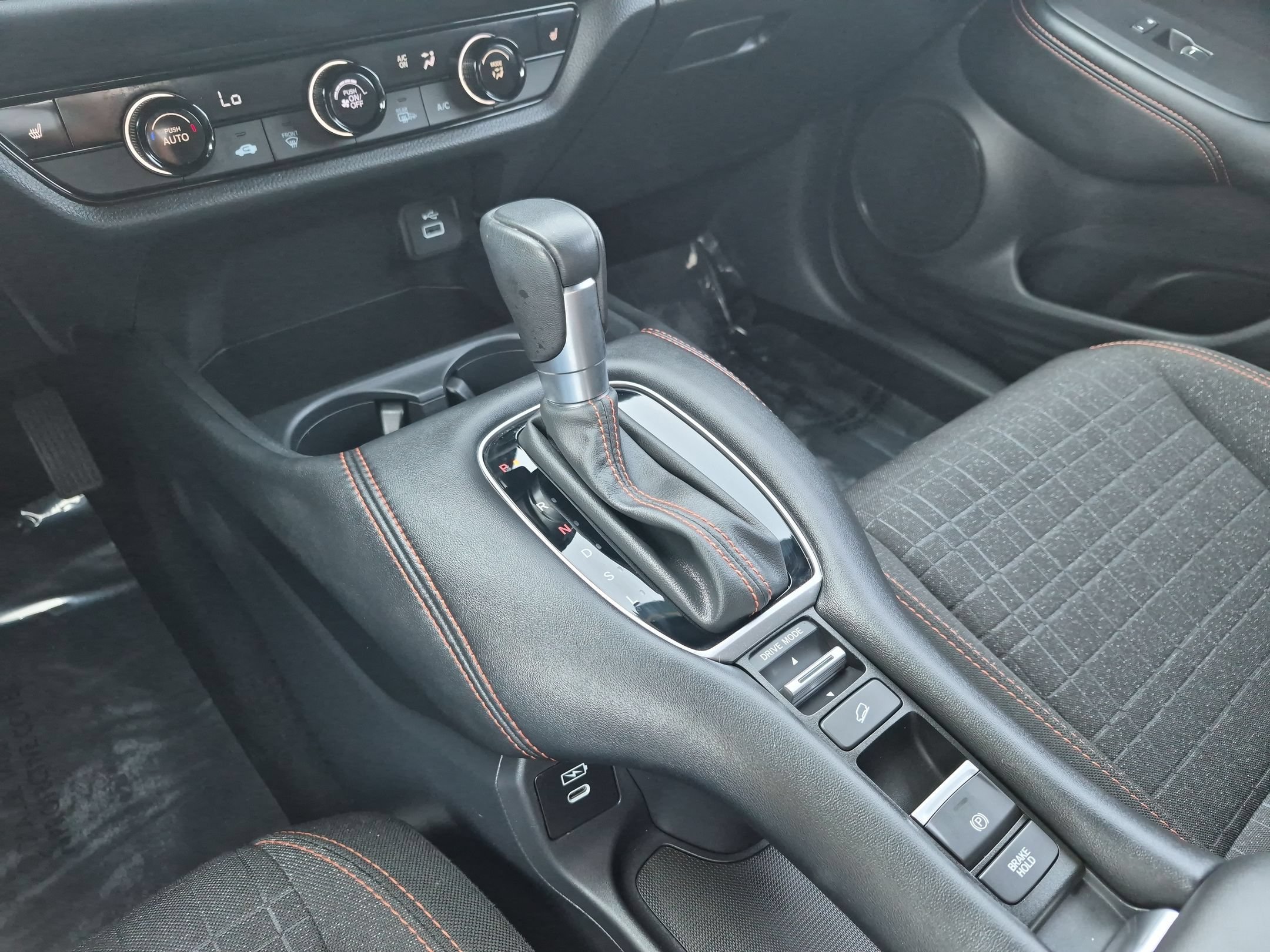 2025 Honda HR-V Sport - Photo 23