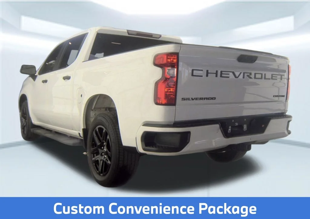 Used 2023 White Chevrolet Custom image 4