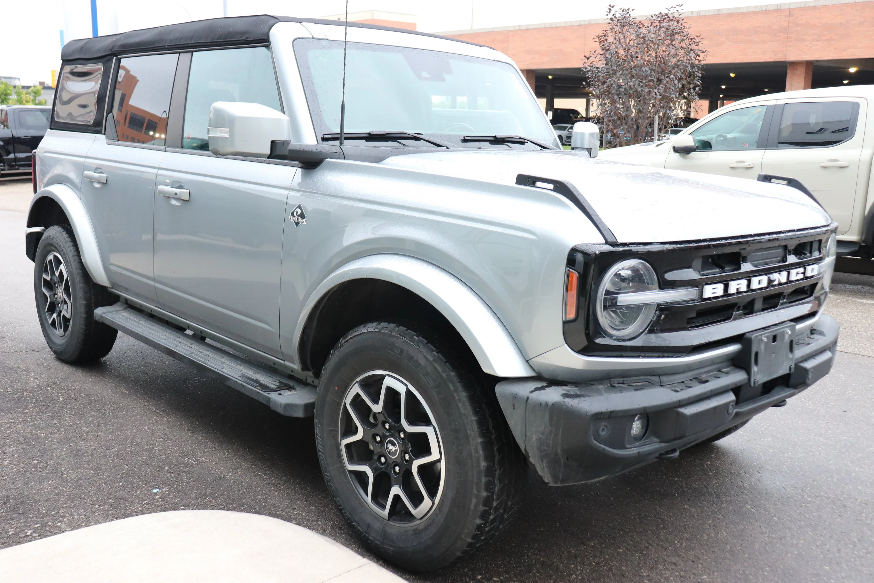 Used 2023 Silver Ford OUTERBANKS image 5