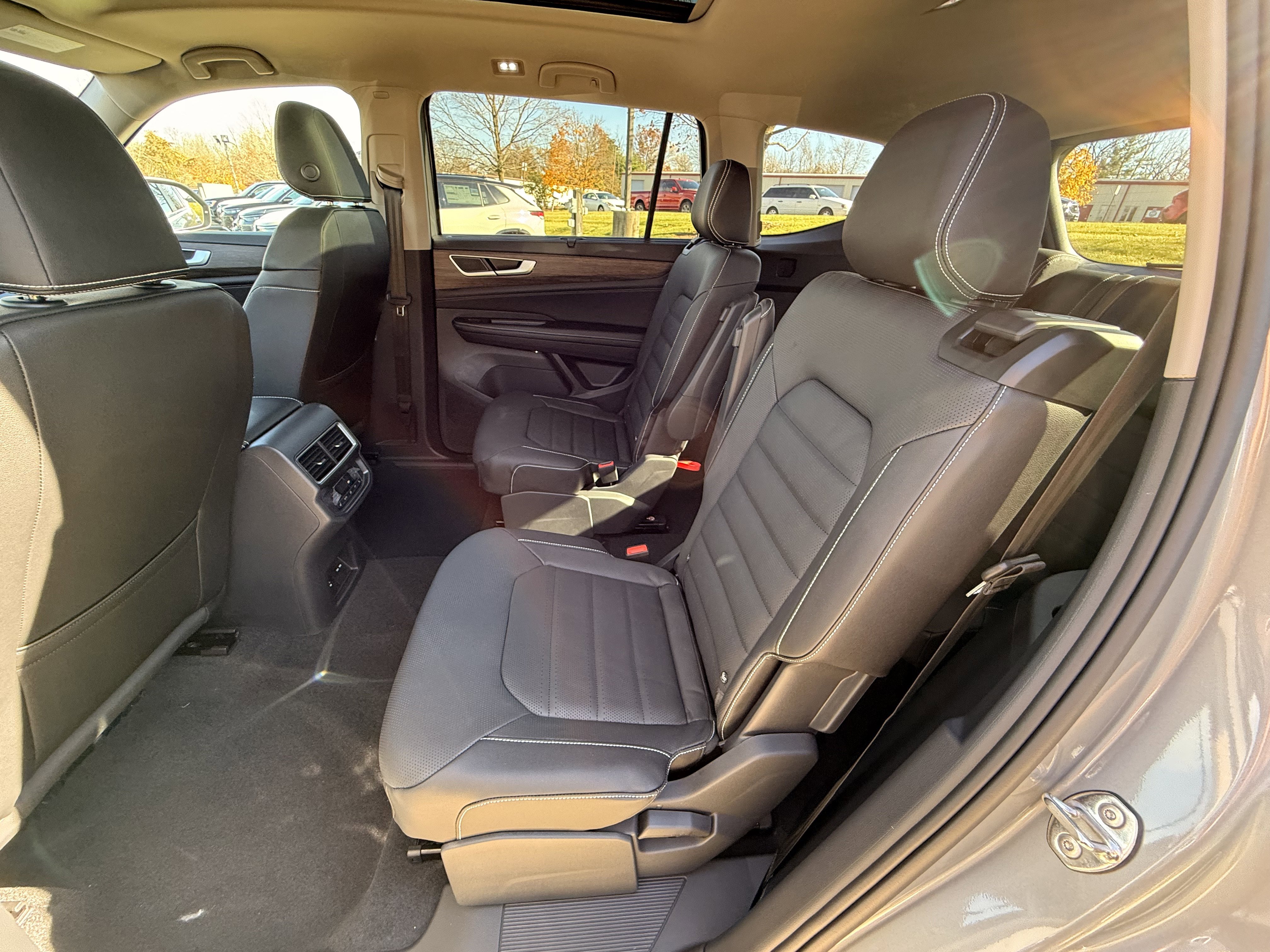 2026 Volkswagen Atlas SEL - Photo 23