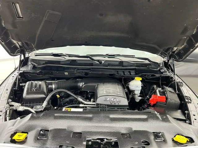 2024 RAM Ram 1500 Classic SLT - Photo 34
