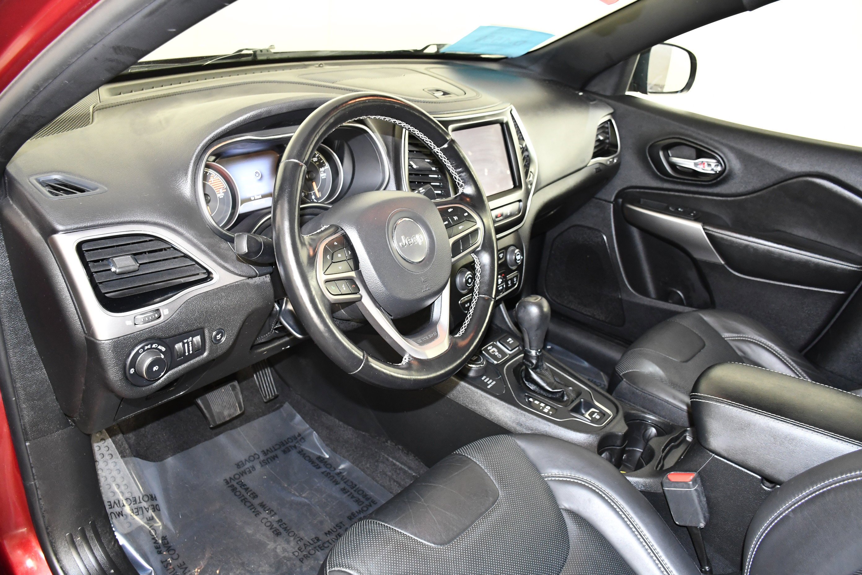 Used 2021 Velvet Red Pearlcoat Jeep 80th Anniversary image 38