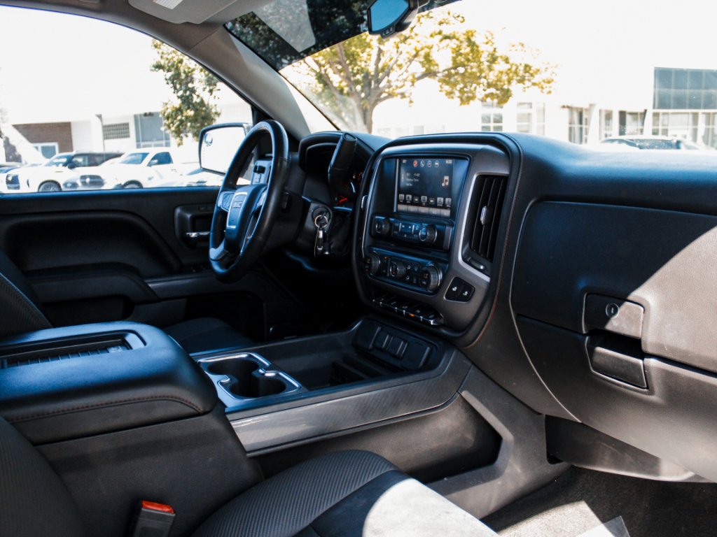 Used 2016 Onyx Black GMC SLT image 27