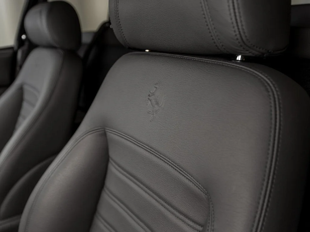 Used 1995 Bianco Avus Ferrari Testarossa image 13