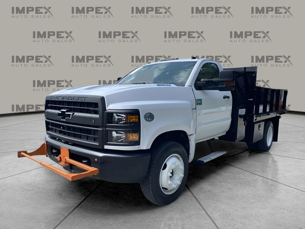 Used 2022 White Chevrolet Work Truck image 1