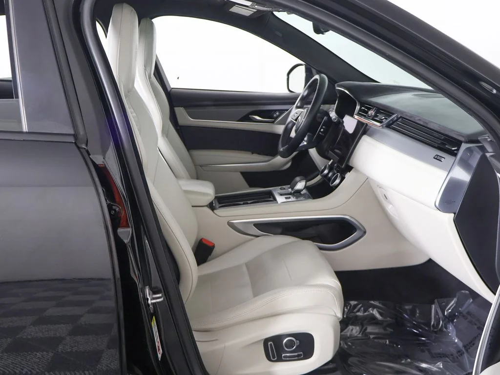 Used 2022 Black Jaguar SVR image 31