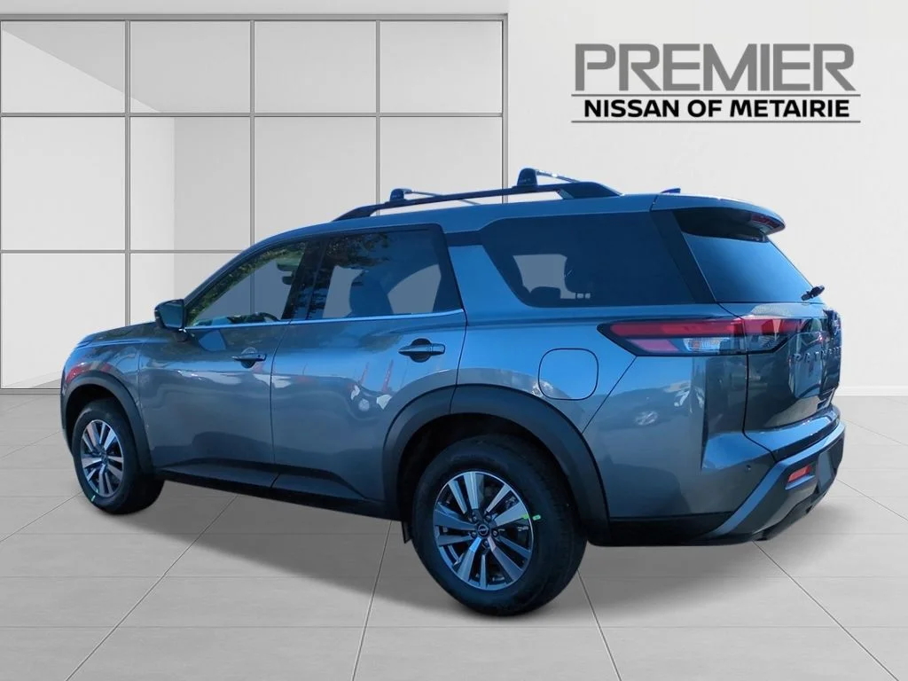New 2026 Gun Metallic Nissan SL image 3
